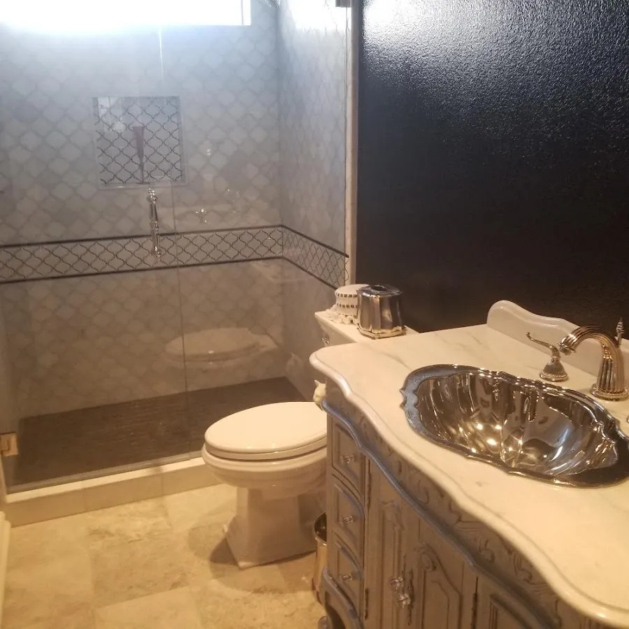 Professional plumbing work and bathroom remodeling in Peoria